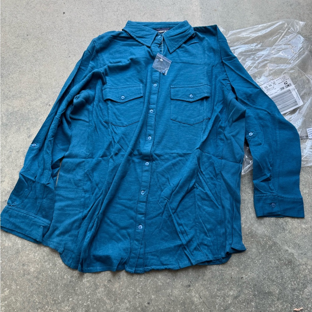 Denim 24/7 Long Sleeve button up Women’s size Medium New
